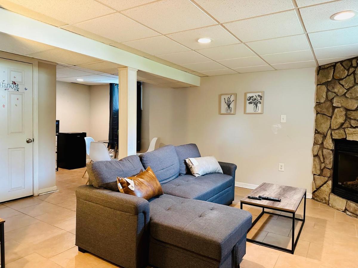 Campu'S Basement Studio W/ Private Entrance Cherry Hill Bagian luar foto