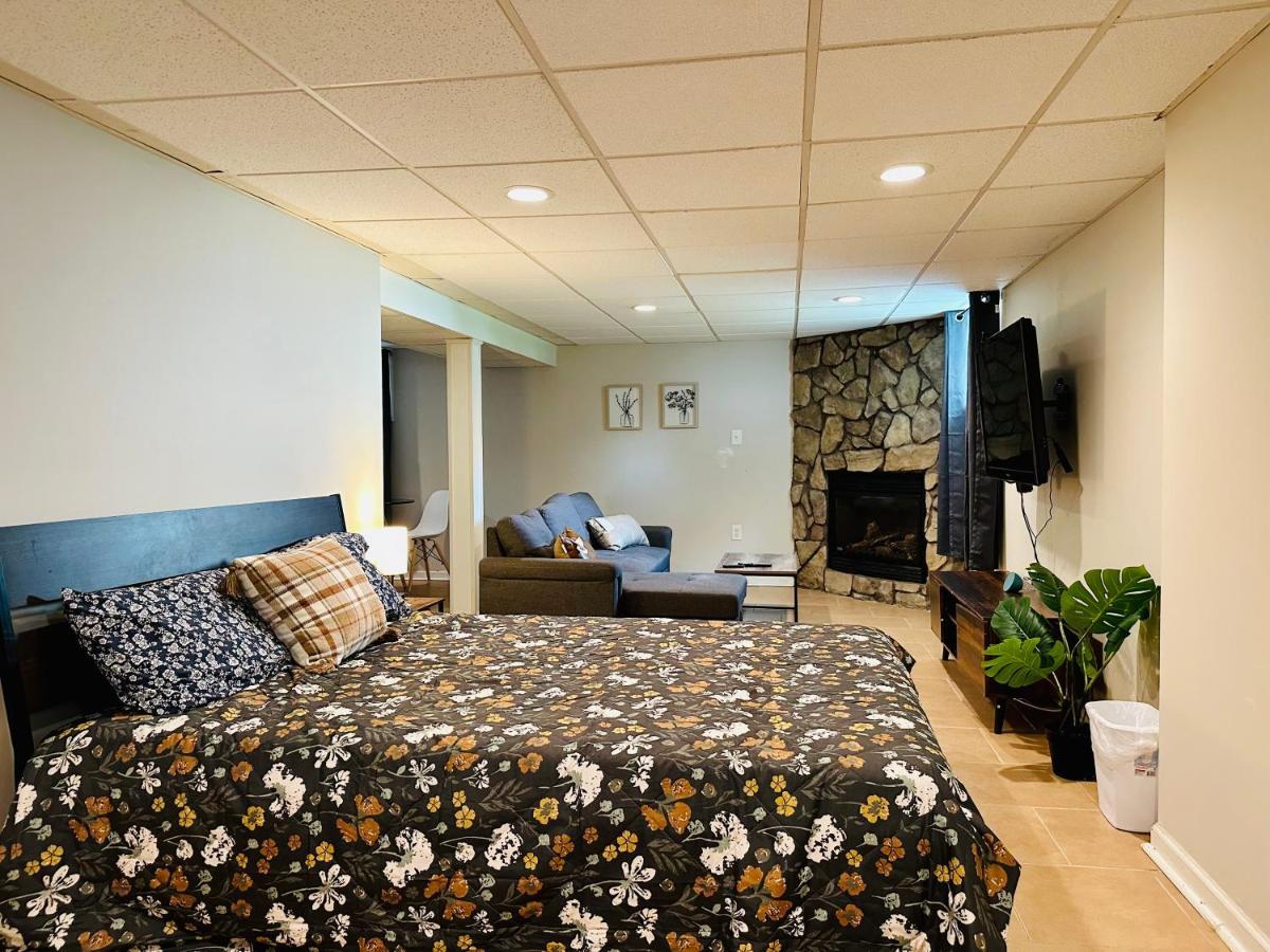 Campu'S Basement Studio W/ Private Entrance Cherry Hill Bagian luar foto